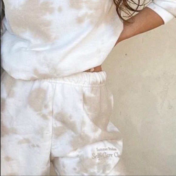 Summer Fridays sweatsuit set - Picture 3 of 4